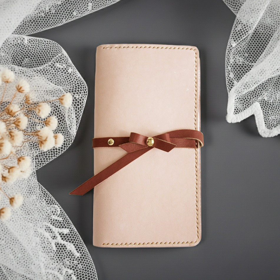 【iPhone全機種】リボン付き手帳型ケース＜ブラウン＞可愛いヌメ革のスマホケース iPhone17シリーズ対応