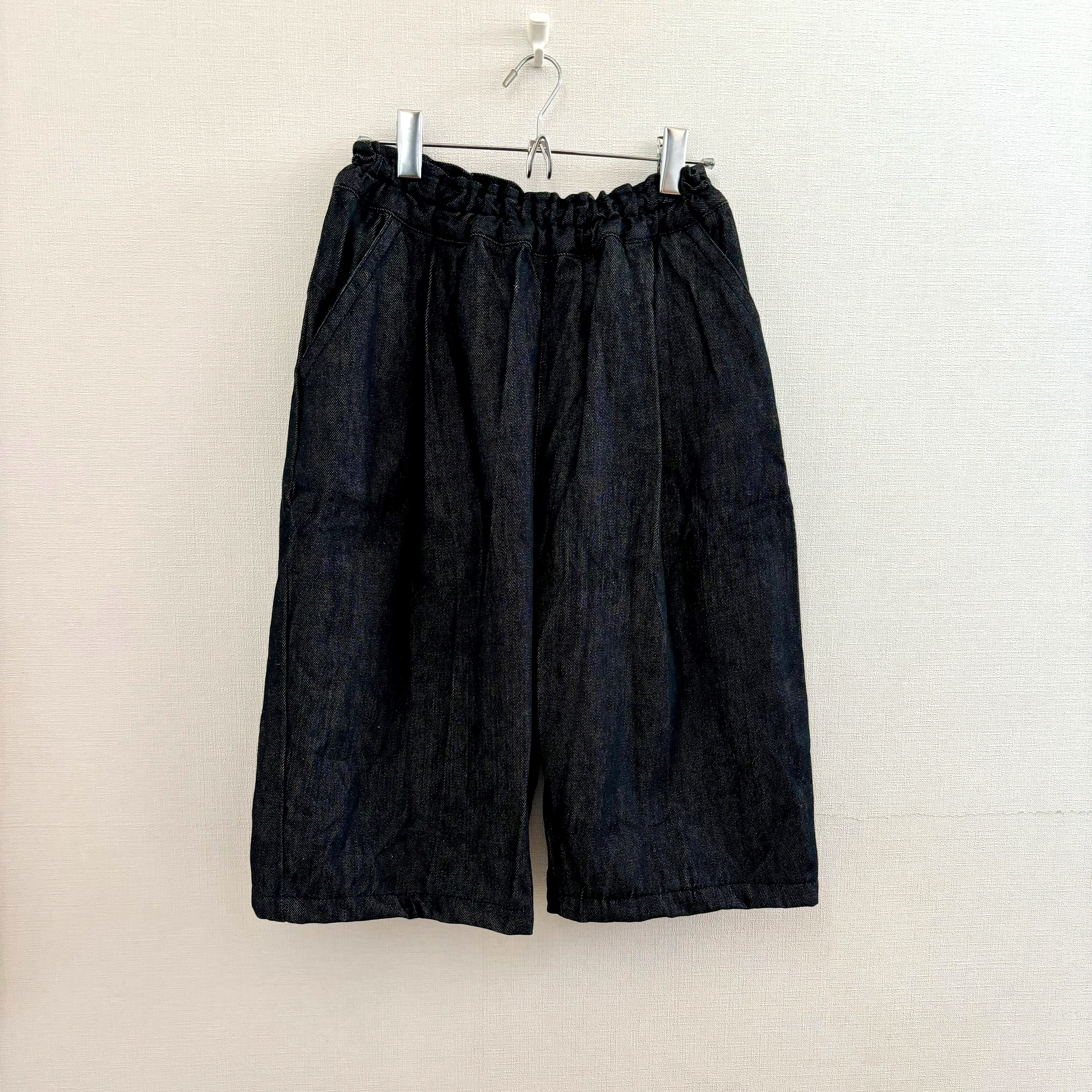 岡山デニム✨　日本製　ハーフパンツ　パンツ　国産デニム　デニム　赤耳　セルビッジ　ゆったり　ブラックデニム　ブラック