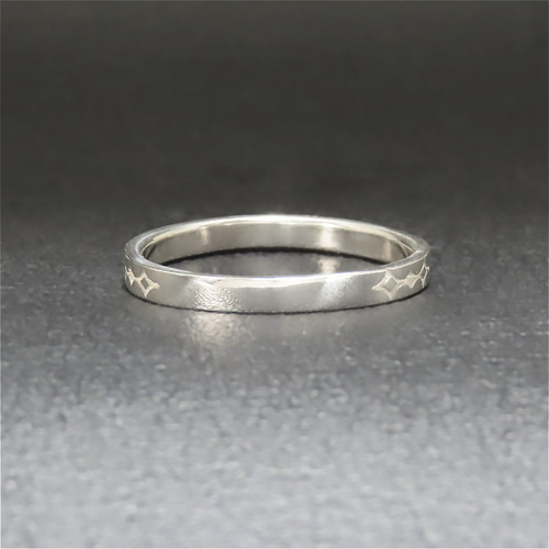 Ague アイヌ シルバーリング 18.5〜19号 アイウシ文 Ague アイヌ シルバーリング 18.5〜19号 アイウシ文 - メルカリ