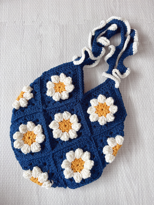 グラニースクエアバッグ お花モチーフ【ブルー】 かぎ針編み