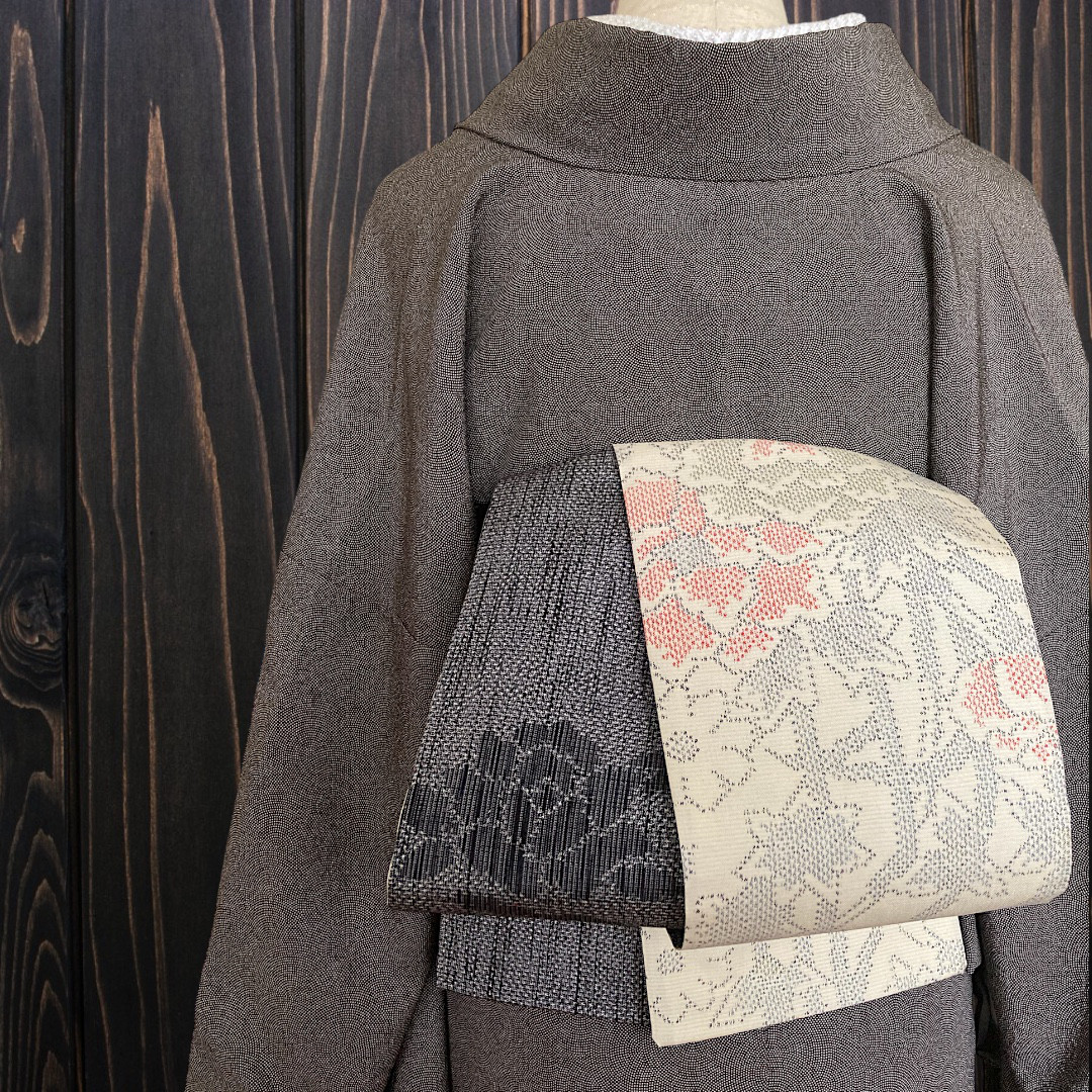 *着物反物*　白塩沢紬と灰色お召し草花　大人の兵児帯　半幅帯　長尺475cm