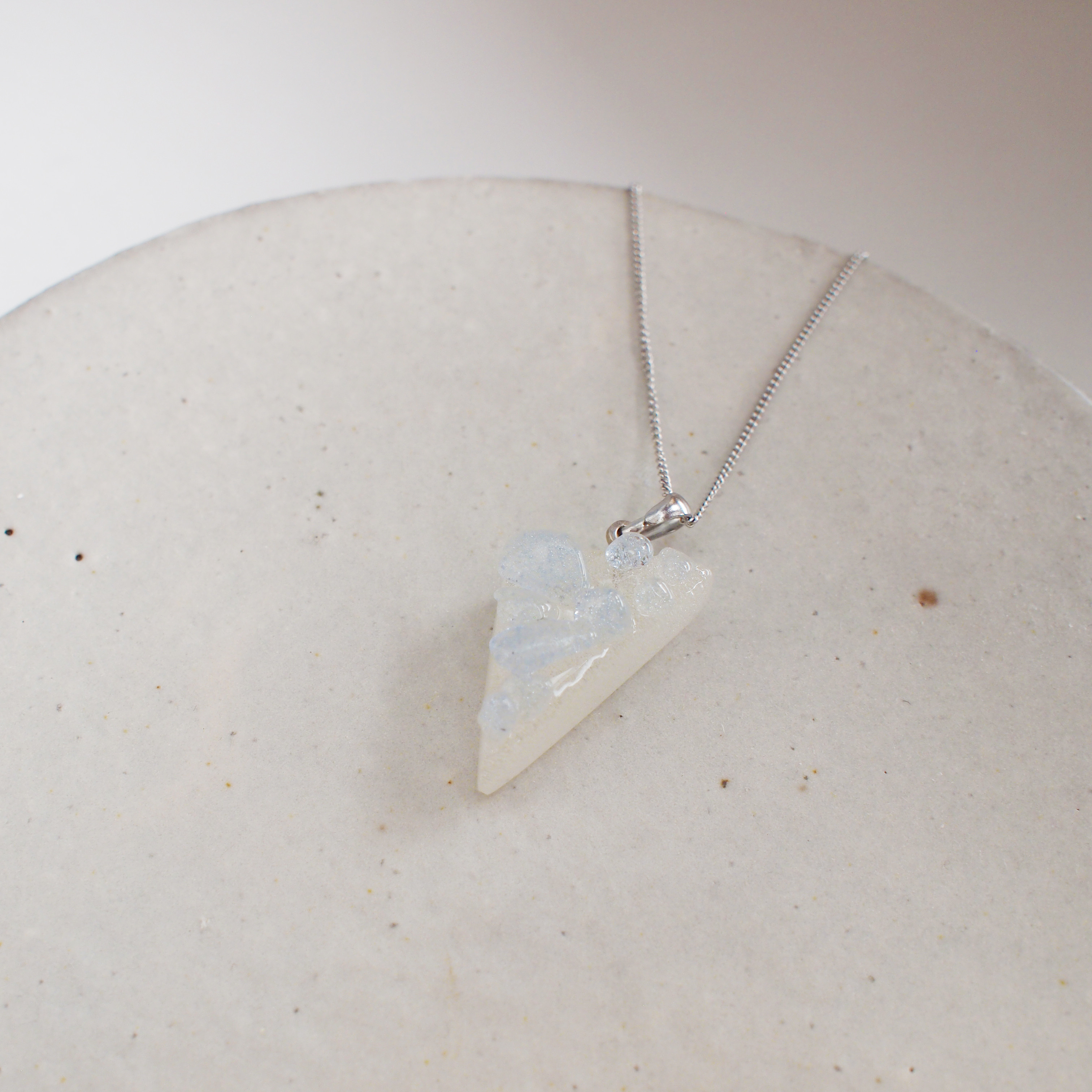 【plume et pas】水無月のネックレス