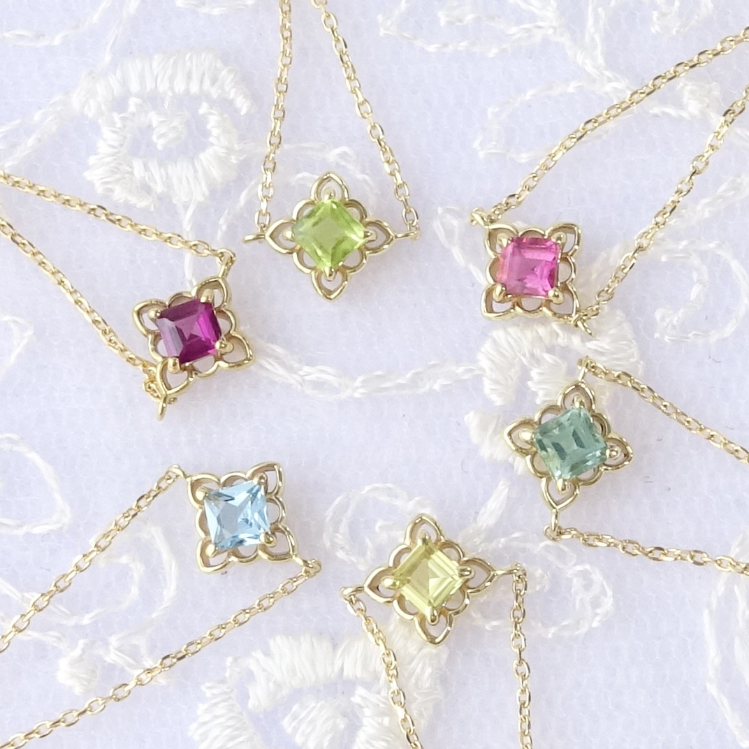 【✨✨セール✨✨】スクエアのチェーンリング（ピンクトルマリンとロードライトガーネット）