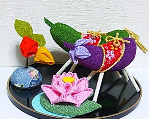 蓮の花ちりめん細工のお雛様飾り ちりめん細工の蓮の花とうさぎ - sekijyosann1 | minne byGMO
