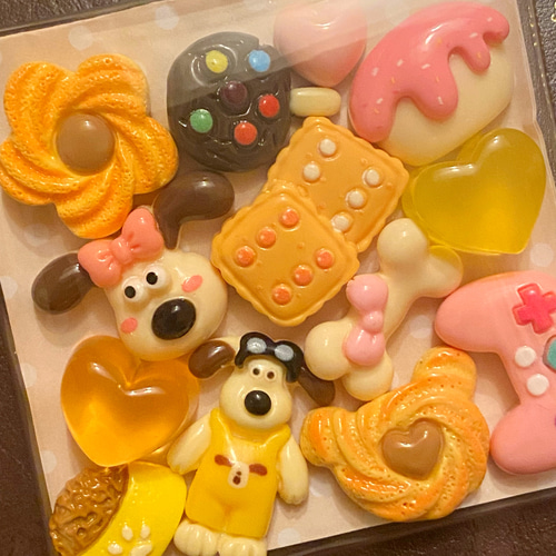 ガチャ詰めポーチ風♡キャンディバックキーホルダー、マーブルチョコアイス ガチャ詰め風ポーチ キャンディーバッグキーホルダー Xmas① 約12cm