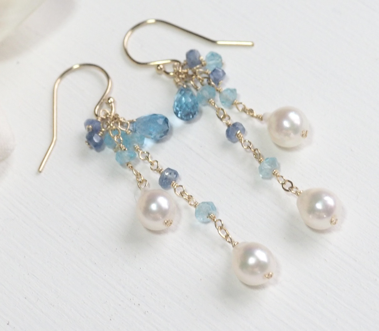 【K14gf】アコヤパールとブルートパーズの揺れるピアス