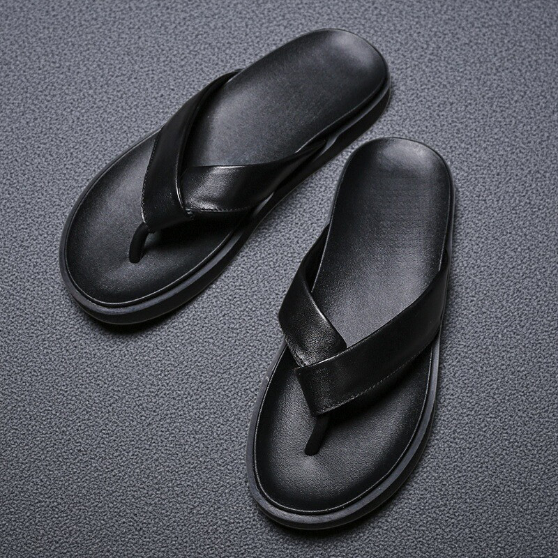 人の字が夏の涼スリッパを引きずる男のスリッパビーチサンダル湿気滑り止め屋外ファッション外用スリッパ