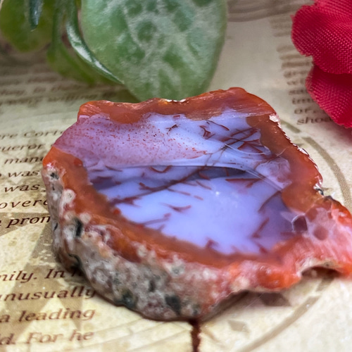 焔✧ グラフィカル レッドアゲート スライス 穴開き プレート