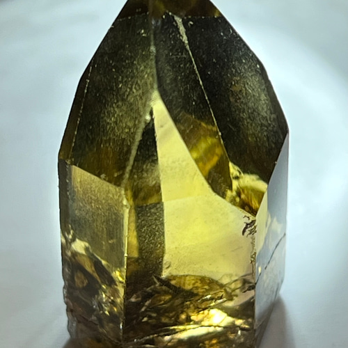財を呼び込む✨龍脈水晶非加熱シトリン黄水晶クォーツ ポイント原石