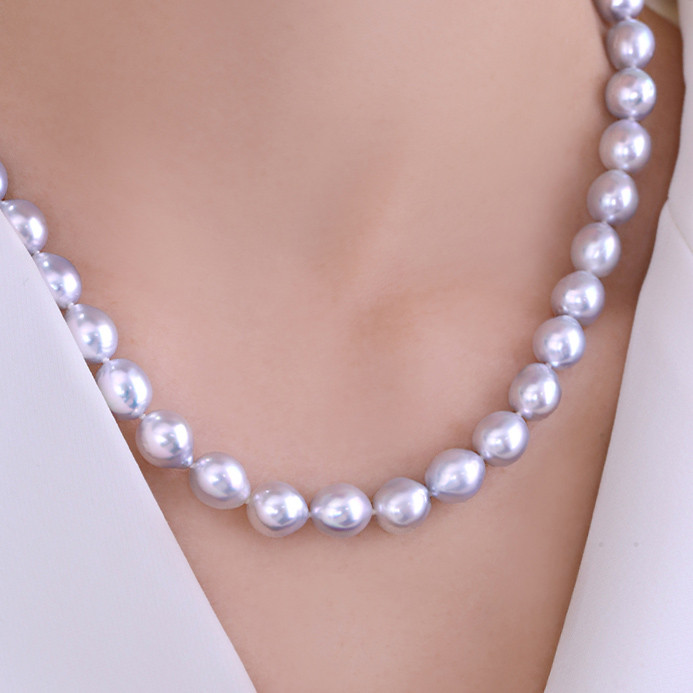 [ヘイズジュエリー] 8-9mm ブルーブラッド バロックネックレス オーロラシルバー ブルーライト オーストラリア産ホワイトナ