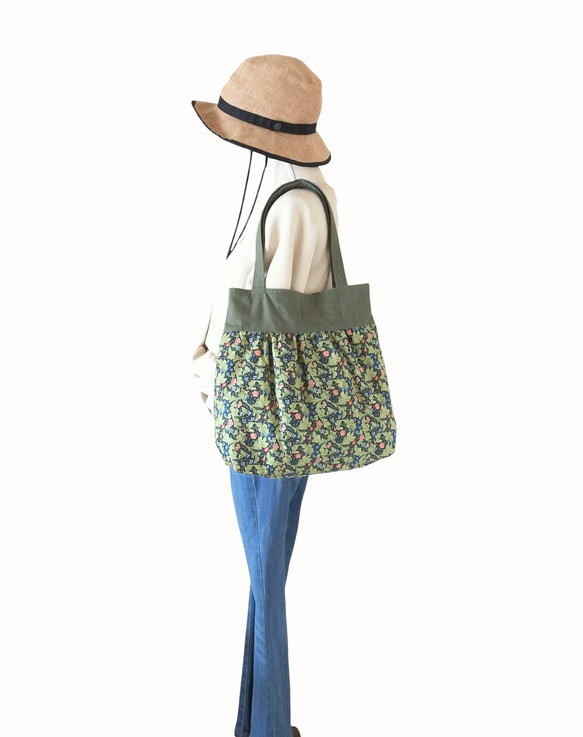 【１点物シリーズ】花柄　持ち手49 　  持ち手グリーン 1枚目の画像