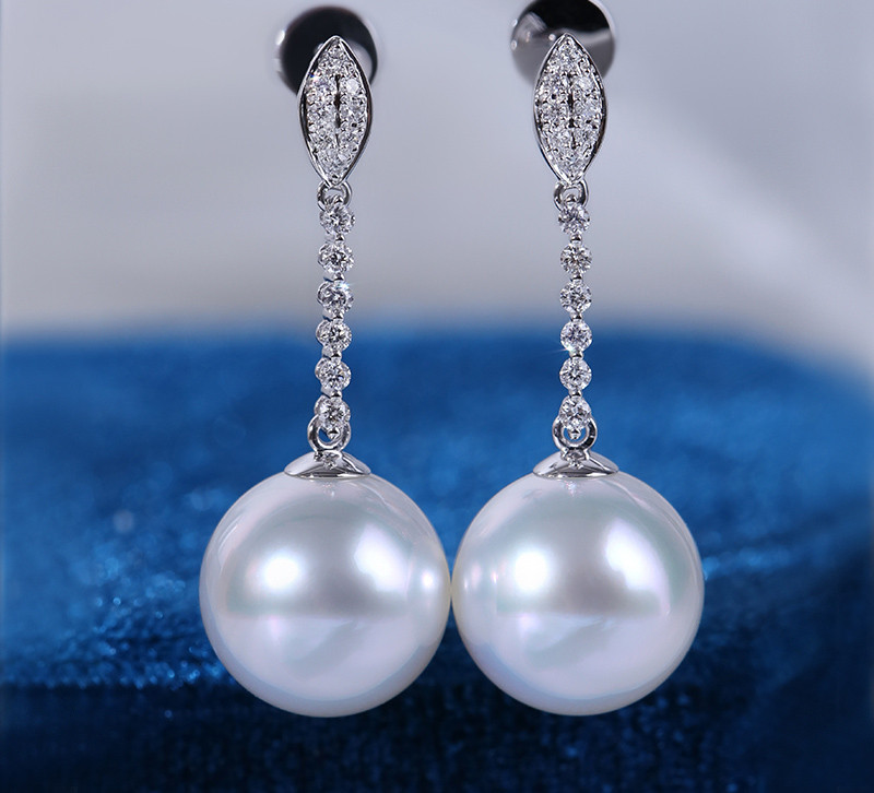 [ヘイズジュエリー]通勤オールマッチ絶妙でエレガントな職場アクセサリー10-10mm冷光オーストラリアホワイト海水真珠イヤリング 52,080円