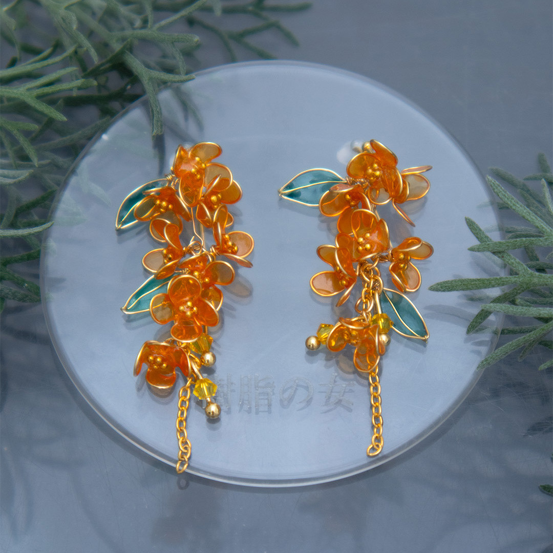 10月 October　金木犀耳飾り – Osmanthus