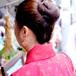 鬼灯レジンの3点セット（耳飾り&ネックレス） 15枚目の画像