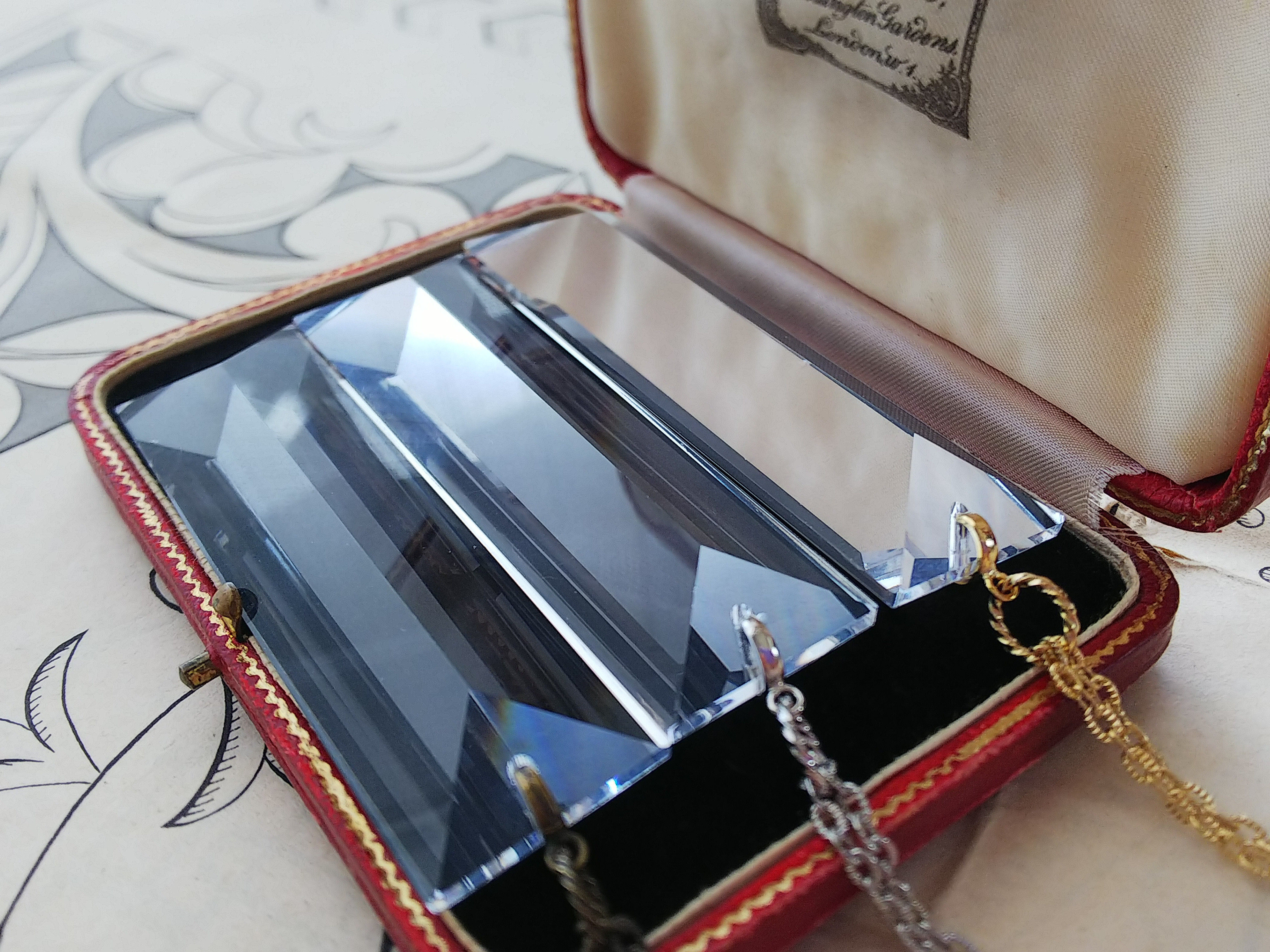 ヴィンテージ　クリスタルGlass（76㎜）オーナメント／Bagチャーム／ネックレス