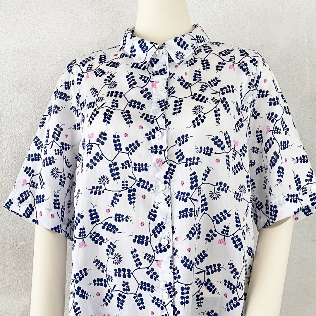 シルクのような綿100%サテン　草花模様の半袖シャツ　/カラスノエンドウ　選べる【受注製作】草花模様　ボタニカル