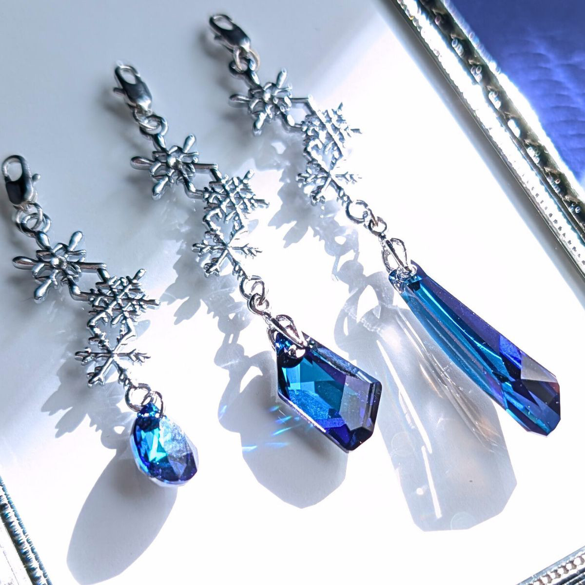 SORAネックレス 紺碧のバミューダBLUEクリスタル 本物の雪の結晶