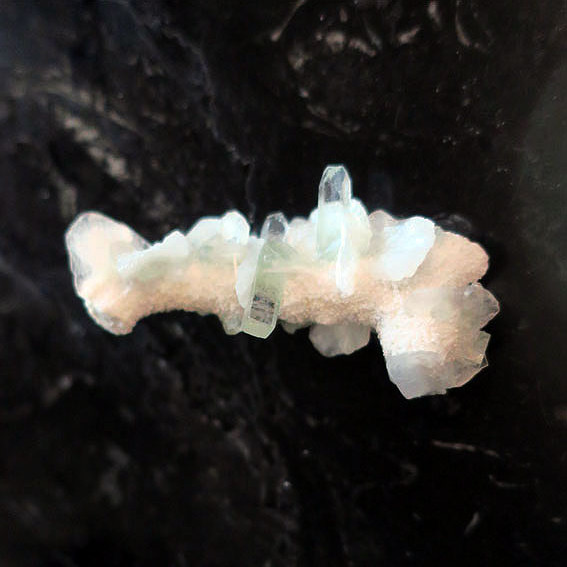 グリーンアポフィライト + スティルバイト 結晶 原石 12.16g｜天然石・鉱物置物｜コレクション インテリア