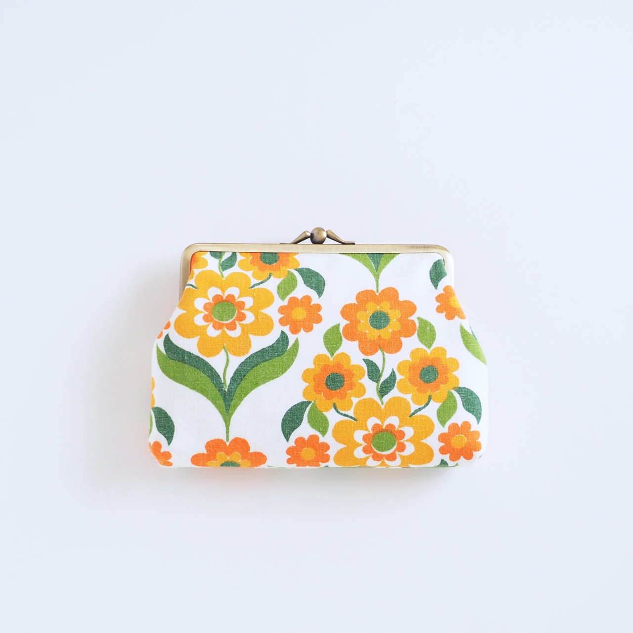 ■三枚口のがま口ケース・オレンジの花■ feuille (vf-og)