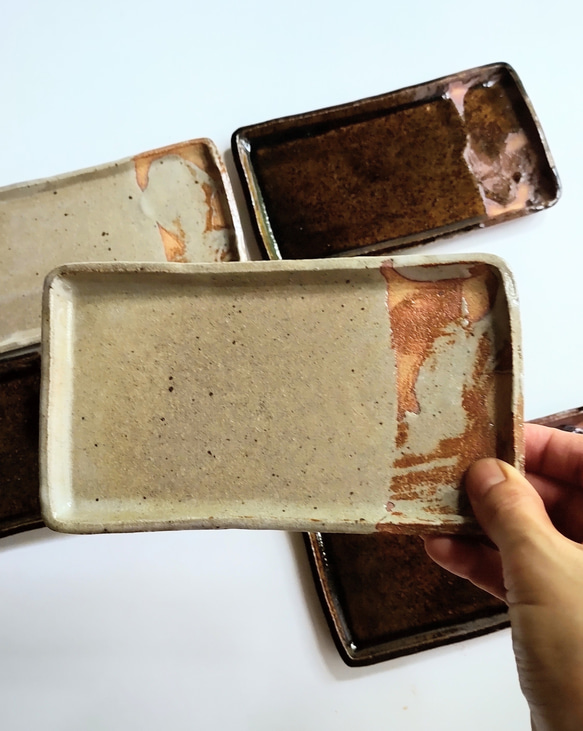 灰釉うな八皿 7枚目の画像