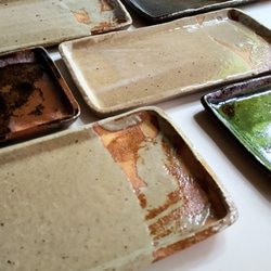 灰釉うな八皿 1枚目の画像