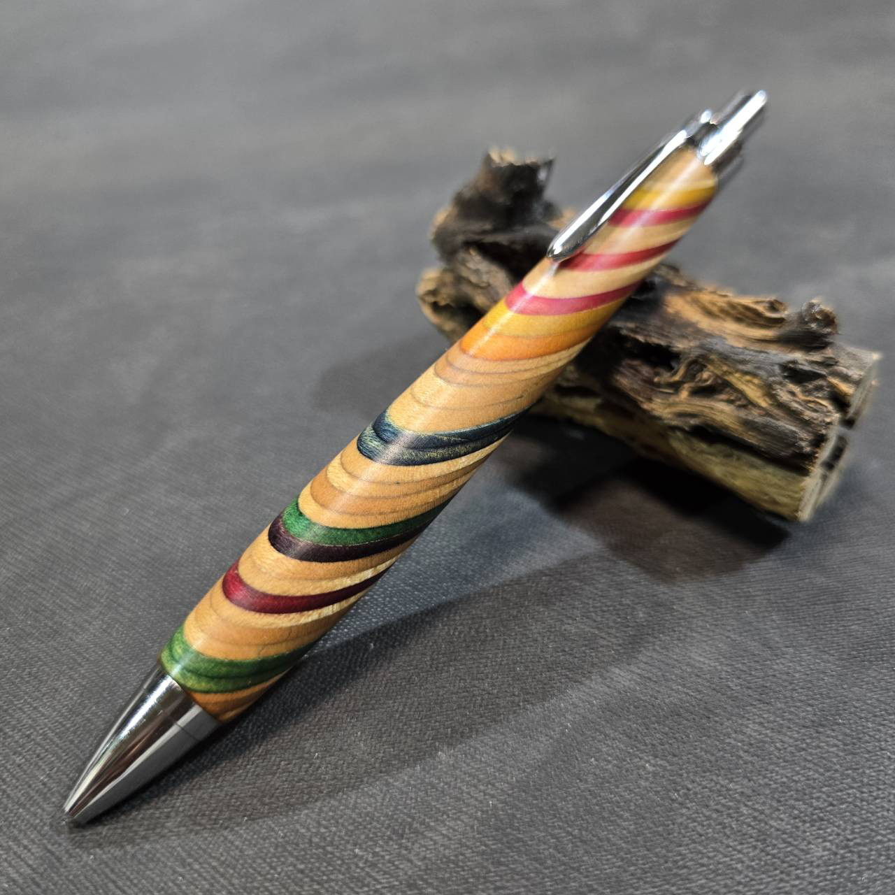 スケートボードデッキ　ウッドボールペン【送料・ギフトボックス無料・当日発送】181