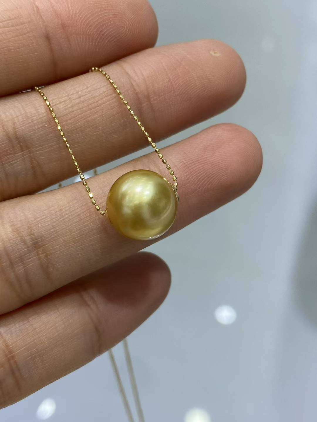 【高級】白蝶真珠　ゴールドネックレスk18 0805