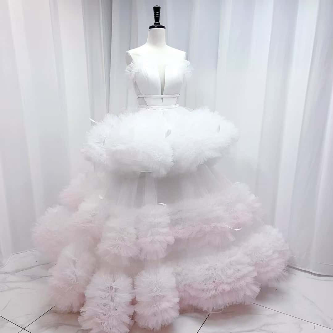 送料無料！カラードレス ベアトップ グラデーションドレス ピンク プリンセスライン フレアスカート 可愛い ブライダル