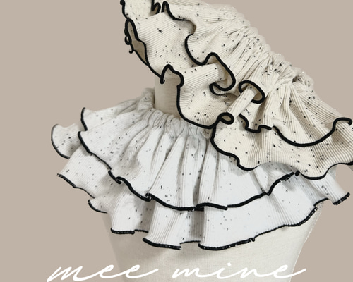 ネップ柄 フリルスタイ] 販売数累計150個突破！出産祝いにも選ば