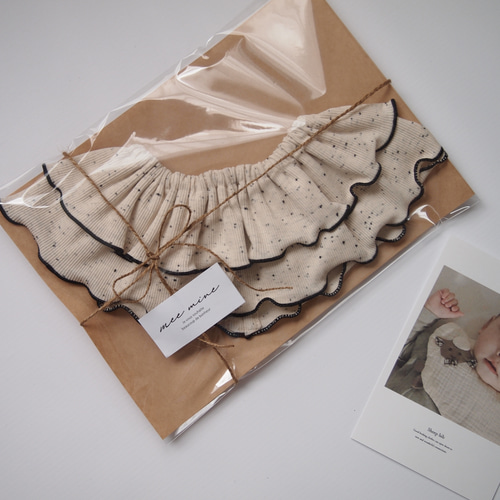 ネップ柄 フリルスタイ] 販売数累計150個突破！出産祝いにも選ばれて