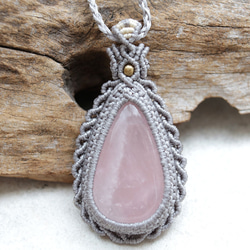 ローズクォーツ天然石マクラメネックレスmac426エスニックアジアンエキゾチックな金属アレルギーフリーアクセサリー 2枚目の画像