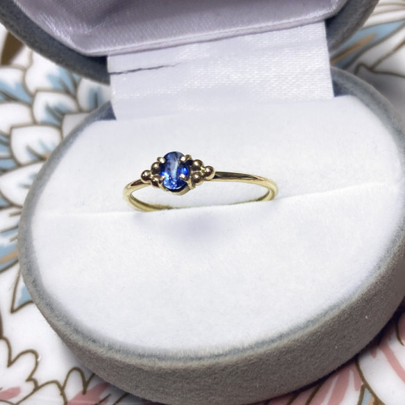 ブルーサファイアのリング　オーバルファセット・カット 4枚目の画像