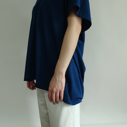 大人の夏服／スリットネック天竺プルオーバー＜ニュアンスブルー＞ 3枚目の画像