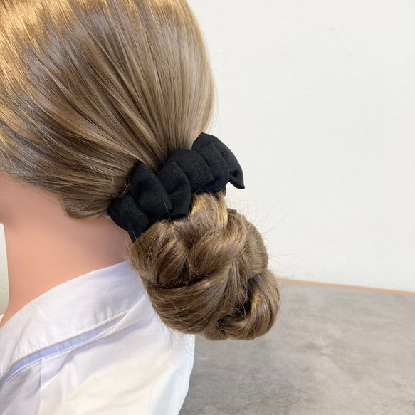上質リネンのおだんごヘアゴム　ブラック【受注制作品】 5枚目の画像