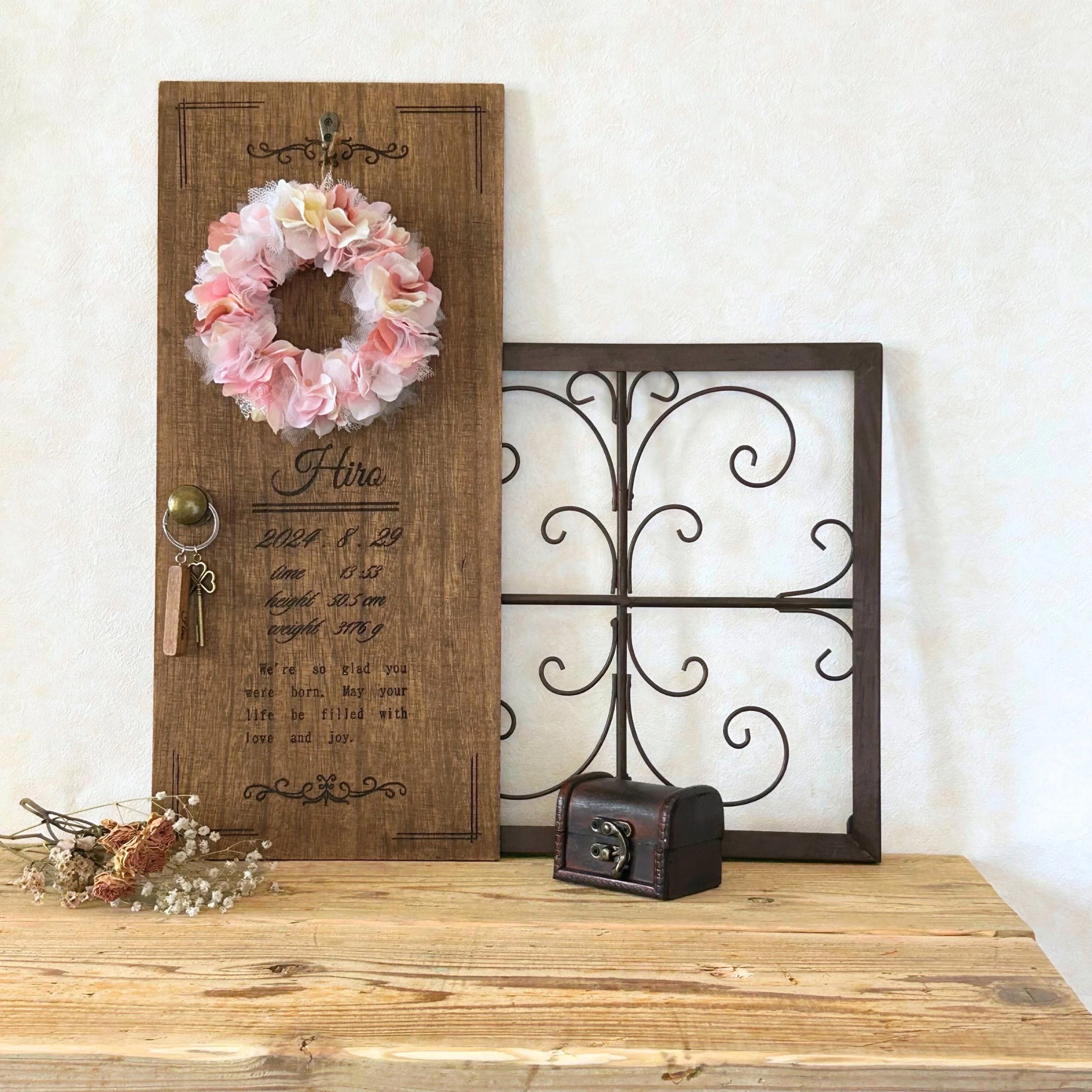 命名書　手形・足形・名入れメモリアルボード＆ベビーピンクリース　アンティークブラウンの未来への扉