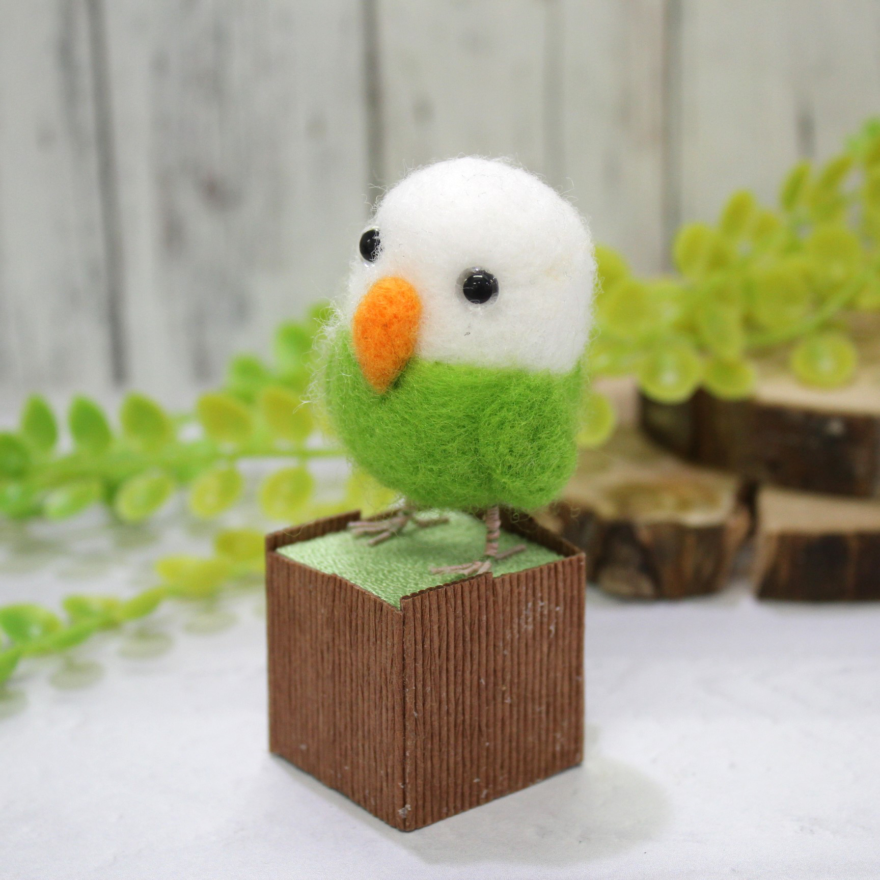 セキセイインコの置物 羊毛フェルト インテリア ハンドメイド oh-02585
