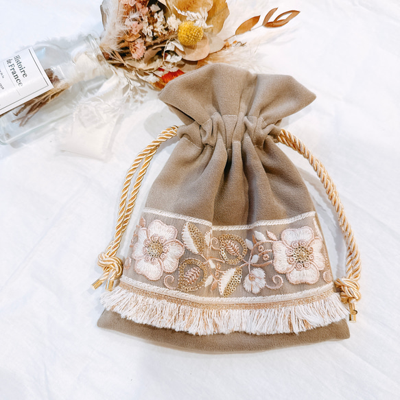 インド刺繍リボンの大人可愛い巾着　 1枚目の画像