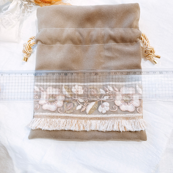 インド刺繍リボンの大人可愛い巾着　 3枚目の画像
