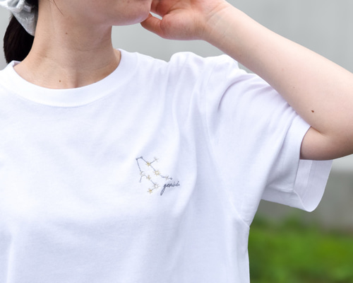 2025新作】選べる十二星座 ワンポイント刺繍Tシャツ【ホワイト