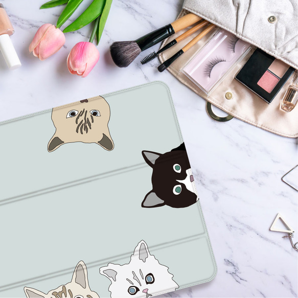猫  iPadケース ペン収納 軽量 背面クリア あいぱっどけーす スタンド機能 2枚目の画像