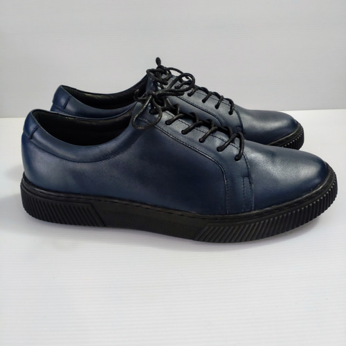 熟練職人の技が光るネイビーレザースニーカー スニーカー mexica shoes