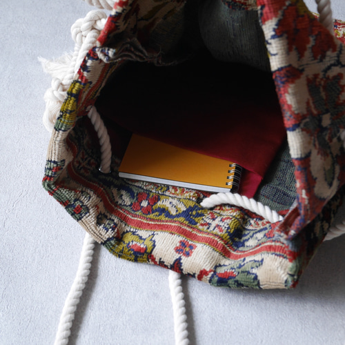 ロープ持ち手のヴィンテージラグリメイクバッグ 2way 2wayバッグ