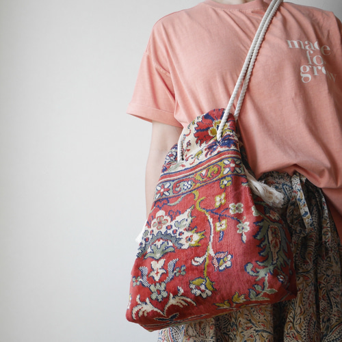 ロープ持ち手のヴィンテージラグリメイクバッグ 2way 2wayバッグ