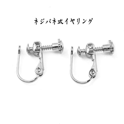 フラワースタッドピアス 8月の誕生石 天然ペリドットピアス モアッサナイトハローピアス ネジバネ式イヤリング 6枚目の画像