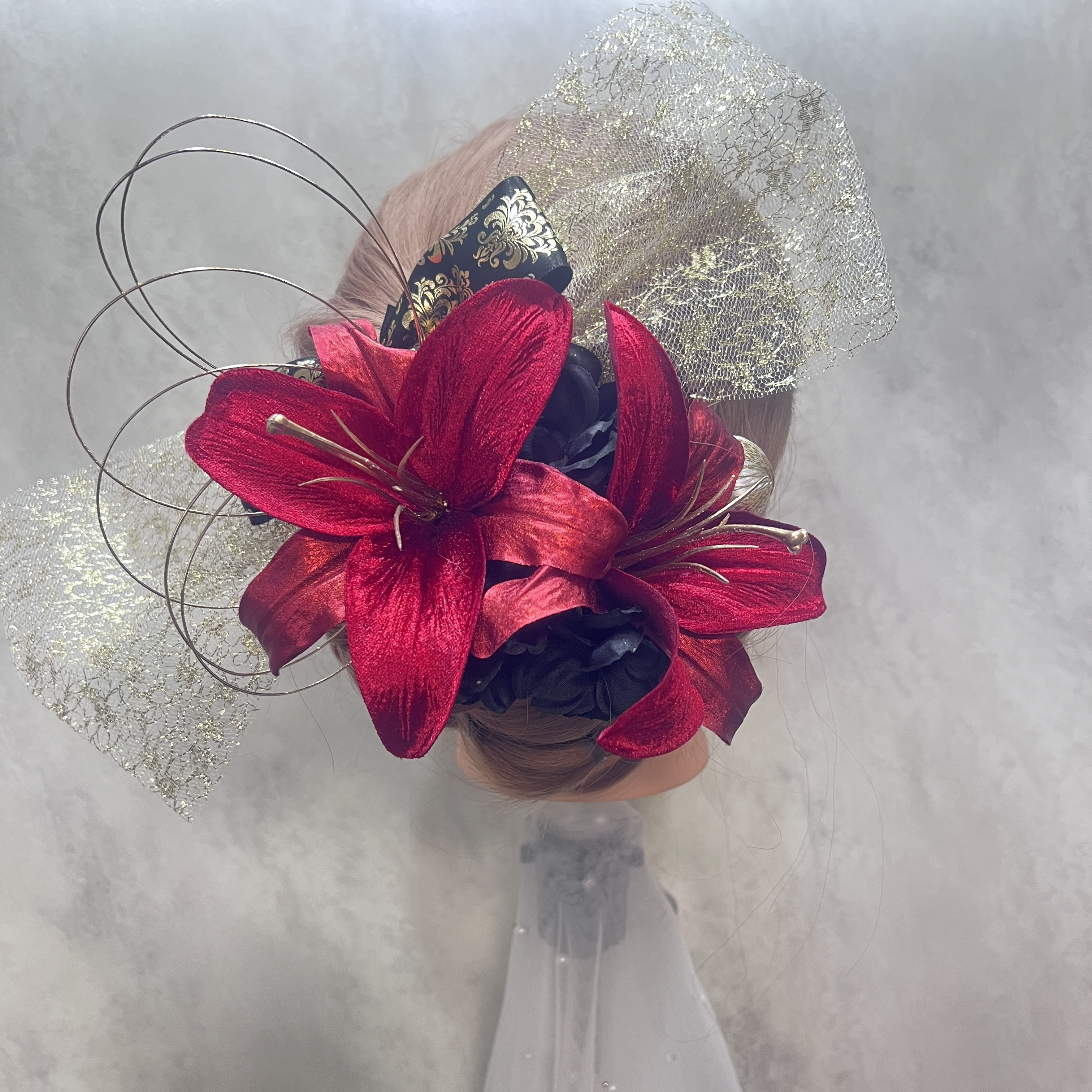 t63 ゆり カサブランカ　レッド　ゴールド 和装 髪飾り 成人式 振袖 結婚式