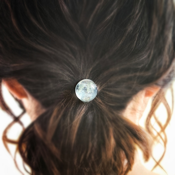 ひんやり氷風あめ玉ヘアゴム《レモンクォーツ&アクアマリン入り》marry.c's handmadeaccessory 5枚目の画像