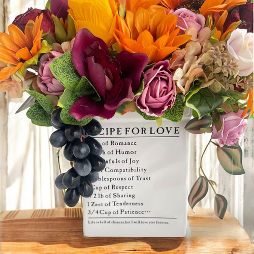 華やか夏の果実アレンジ 花瓶付きアレンジメント×向日葵と葡萄の贈り物