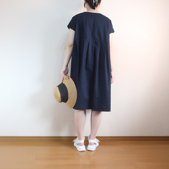 普段着ワンピ 透け感無し 秋冬もＯＫ ミディ丈 フレンチワンピース（コットン／全７色） 15枚目の画像