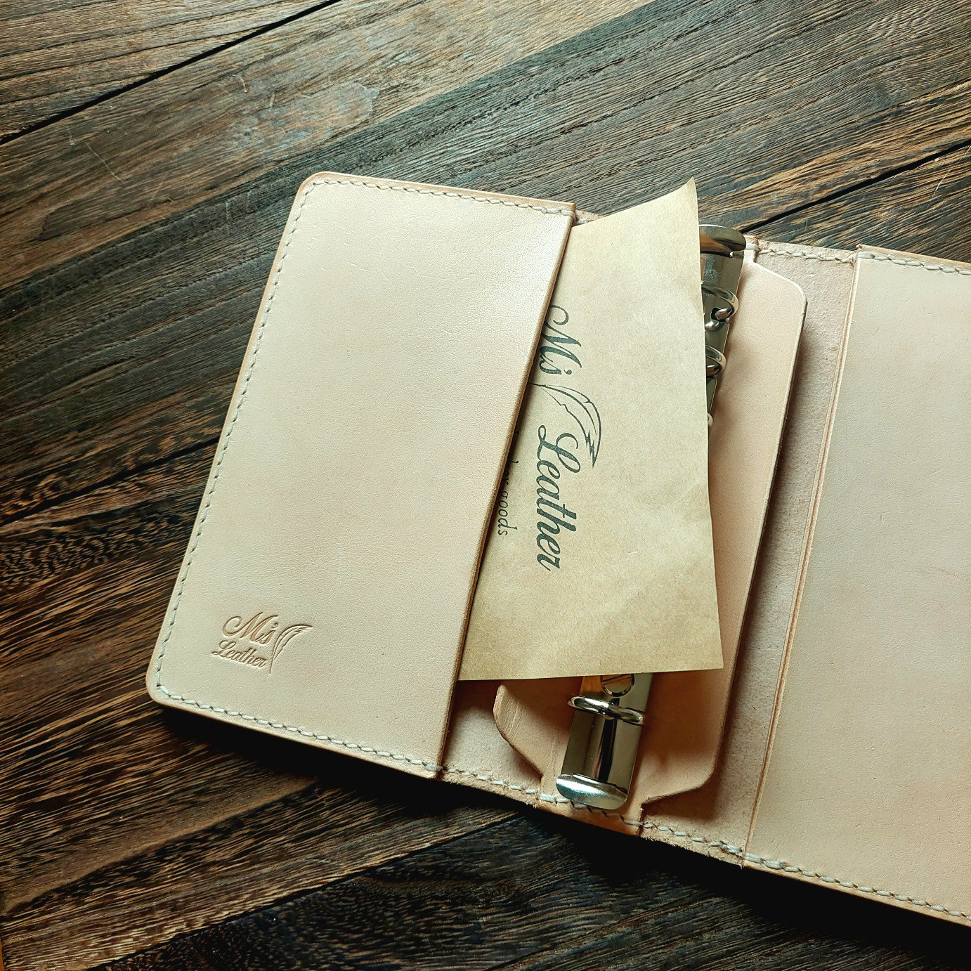 システム手帳バイブルerika 19 simple