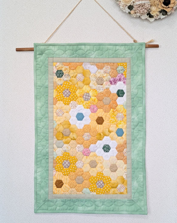 黄色がいっぱい♪ひまわりとマリーゴールドのパッチワークキルト